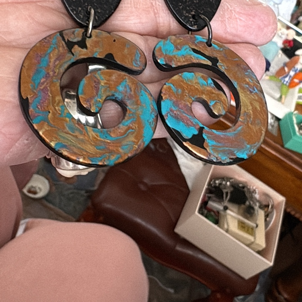 VERY 1960’s Star Trek Designer Earring! Girlfriend worked on 1st Trek Spinoff!
